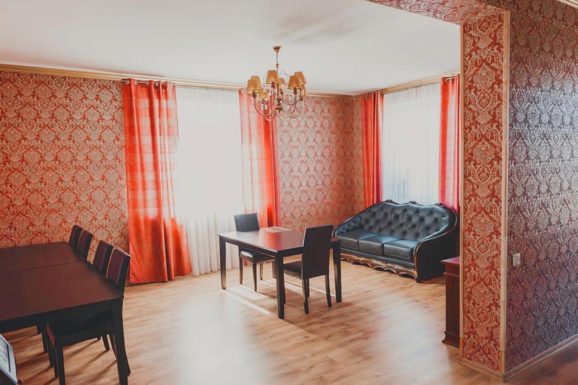 Family Hotel Daugavpils Exterior foto
